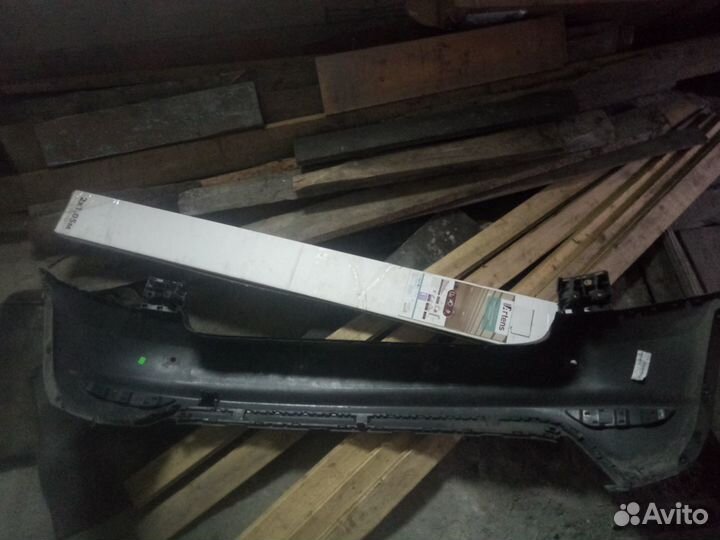 Бампер задний Шкода йети 1,2 2010 г.в