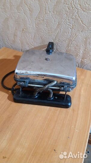 Электровафельница СССР советская