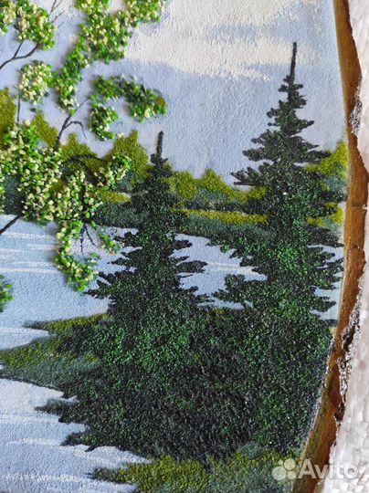 Изделия из среза дерева с мелким бисером