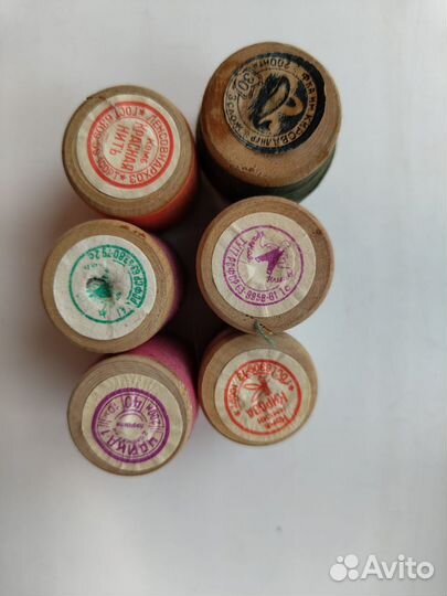 Нитки СССР на деревянной катушке