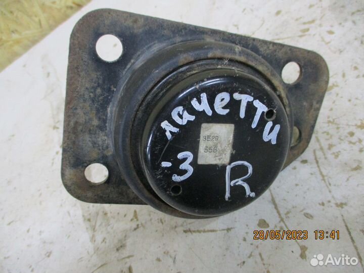 Подушка двигателя правая Шевроле Лачетти 1,6 МКПП