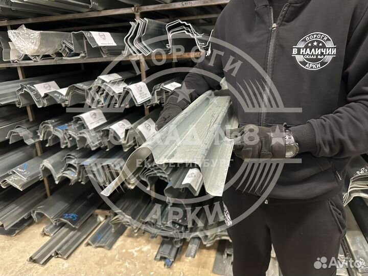 Кузовной порог Infiniti FX S50