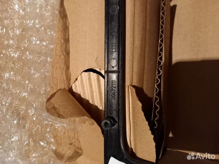 Рамка магнитолы volvo s60, v70/xc70 00-07