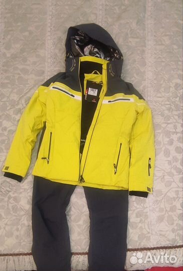 Горнолыжный костюм женский 44