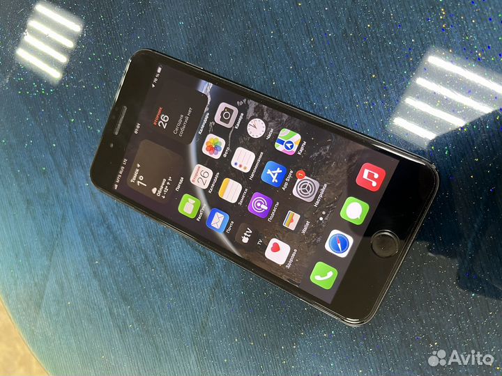 iPhone 8 Plus, 64 ГБ