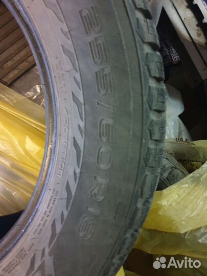 Nokian Tyres Hakkapeliitta 9 SUV 255/60 R18