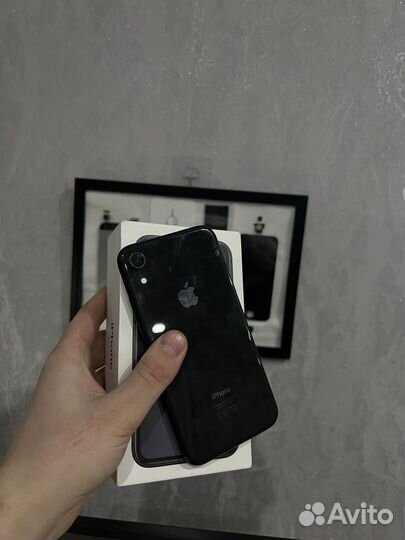 iPhone Xr, 64 ГБ