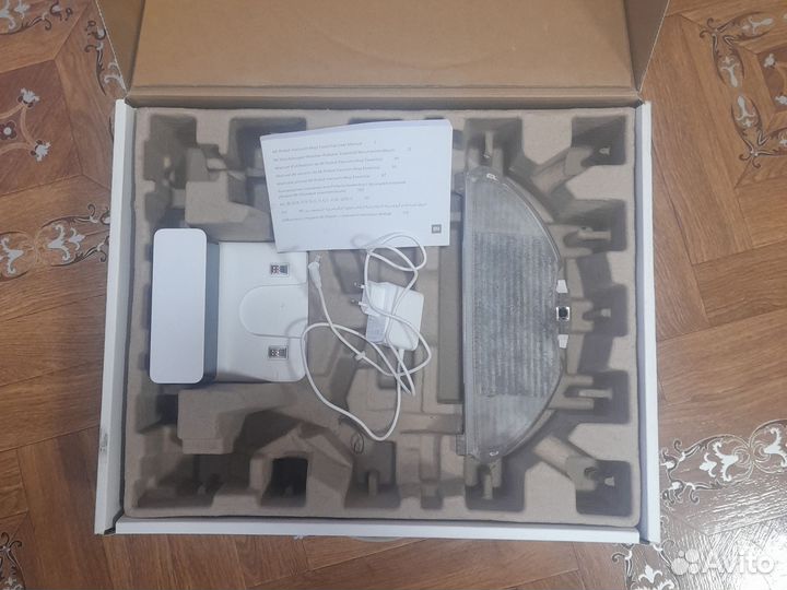 Робот пылесос xiaomi mi robot vacuum mop essential