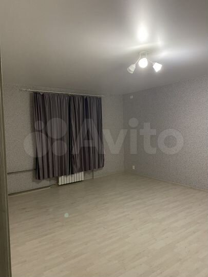 2-к. квартира, 72 м², 1/2 эт.