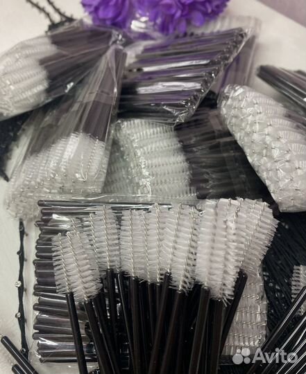 Щеточки для ресниц