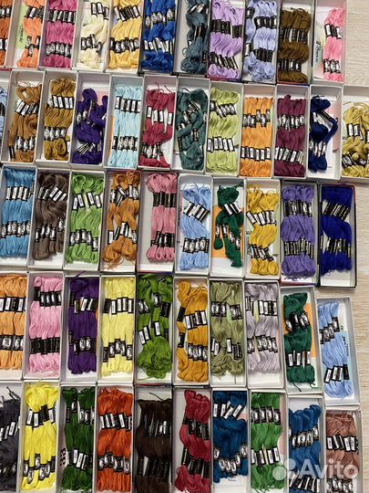 Нитки мулине разноцветные Finca новые