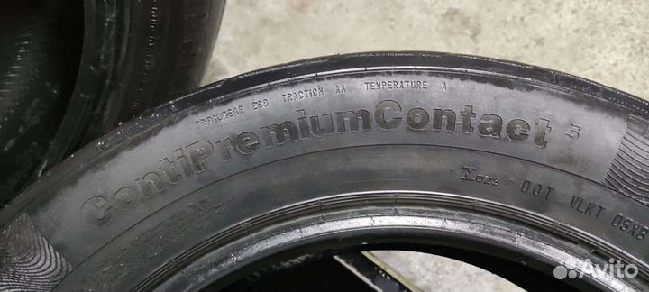 Continental ContiPremiumContact 5 215/60 R17