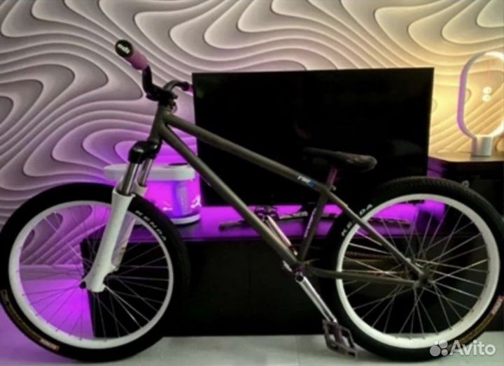 Велосипед MTB dirt/street синглспид