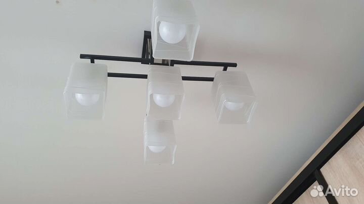 Люстра потолочная