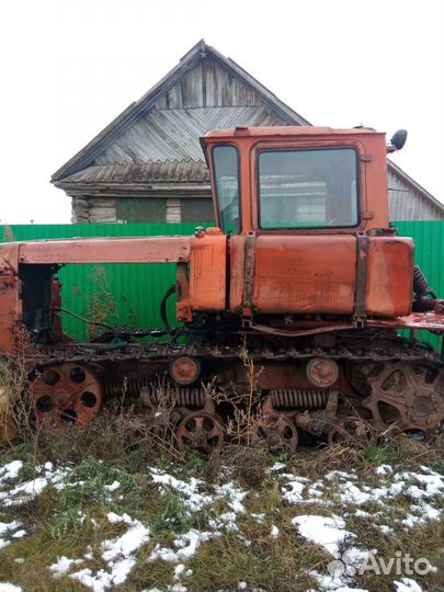 Трактор ВгТЗ ДТ-75, 1990