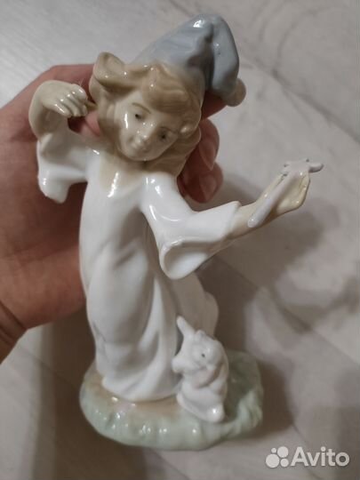 Фарфоровые статуэтки