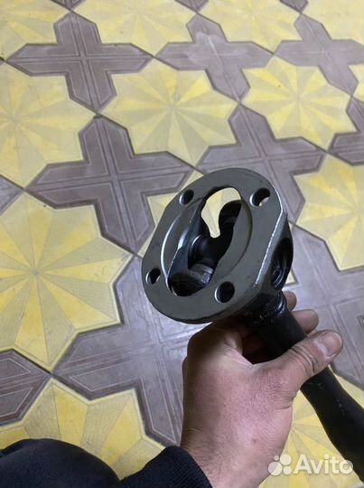 Карданный вал mercedes w204 w212 w221 w218