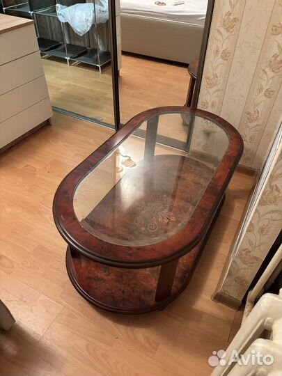 Стол из массива дерева