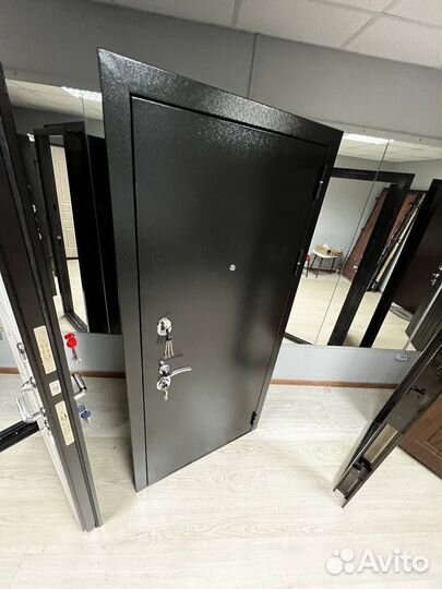 Тёплая входная дверь с бесплатной установкой