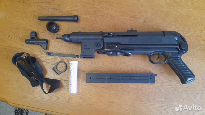 Игрушечный автомат MP 40