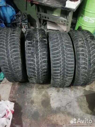 Bridgestone Ice Cruiser 5000 265/65 R17 110V