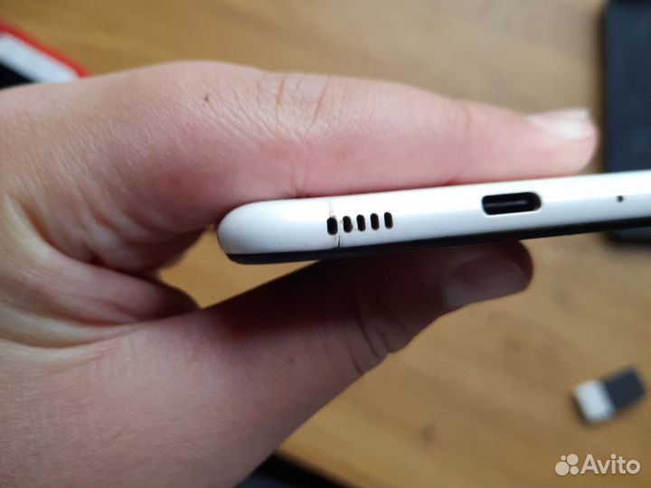 Samsung Galaxy A11, 2/32 ГБ