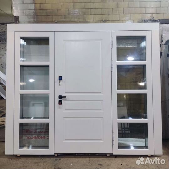 Выходные двери с дом, коттедж с термо разрывом