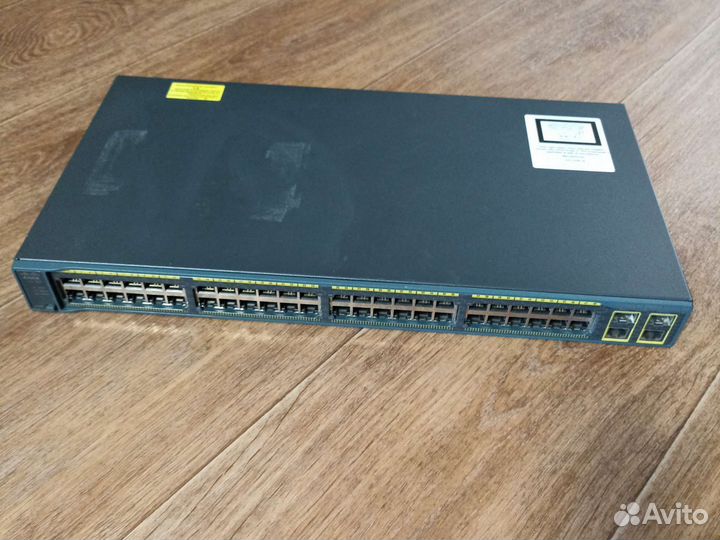 Коммутатор cisco WS-C2960-48TC-S