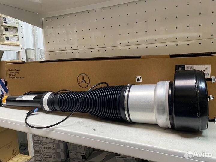 Амортизатор задний Mercedes W221 Оригинал