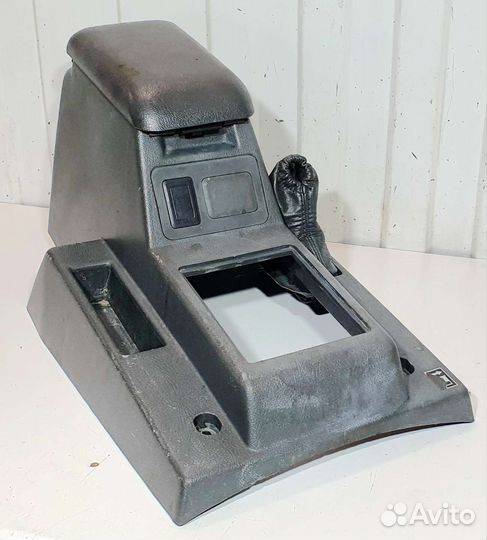 Подлокотник Hyundai Galloper