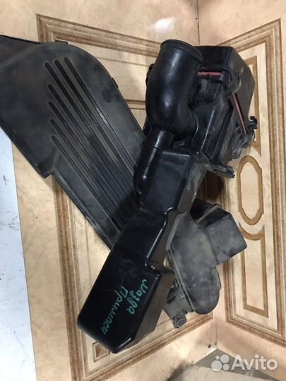 Корпус воздушного фильтра Мазда Примаси