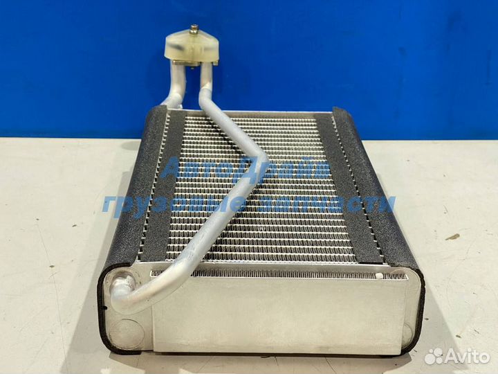 Радиатор кондиционера Mercedes Actros 307x200x65 м