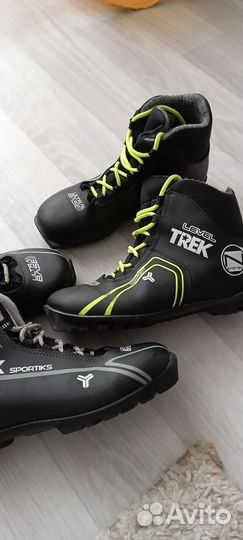 Лыжные ботинки