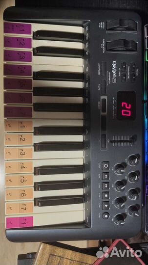 Midi 25 клавиш oxygen 25