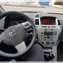 Opel Zafira 1.8 MT, 2013, 93 000 км, с пробегом, цена 1 400 000 руб.