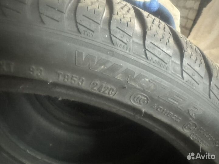 Pirelli Winter Sottozero 3 245/40 R19 и 275/35 R19