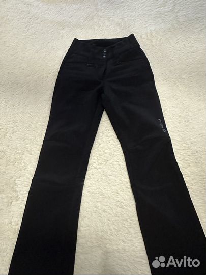 Горнолыжный костюм женский