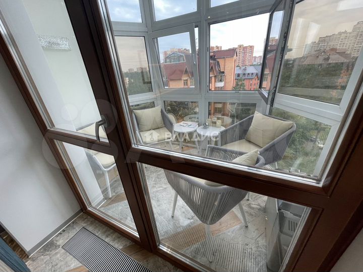 5-к. квартира, 215,9 м², 8/9 эт.