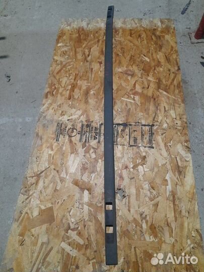 Молдинг на крышу прав. Opel Zafira