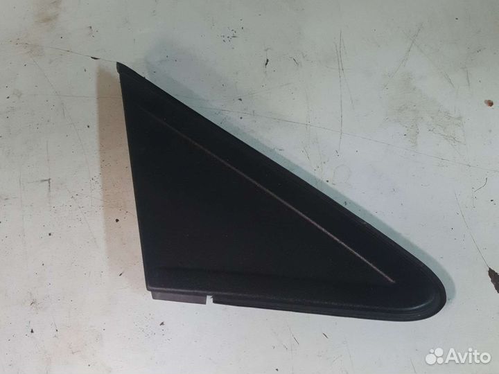 Уголок крыла правый форд фокус 2