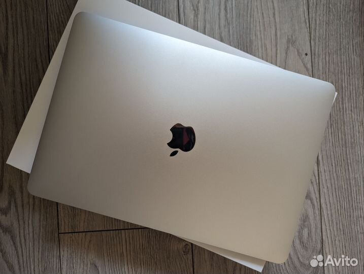Apple MacBook air 13 2020 m1