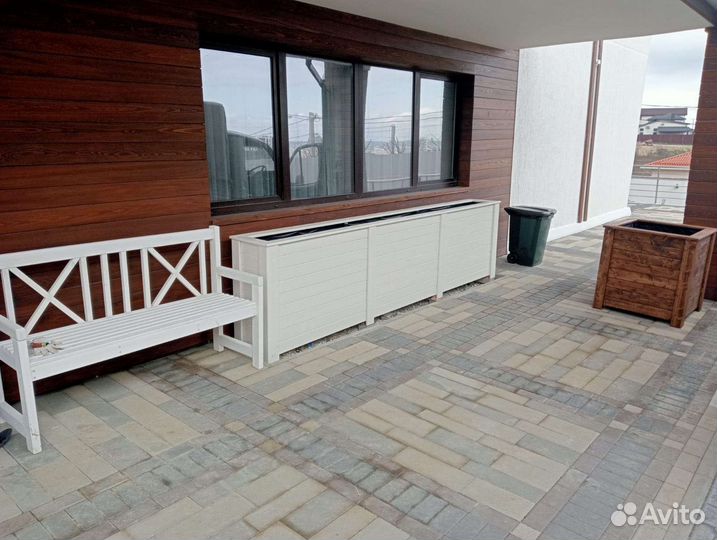 Кашпо напольное