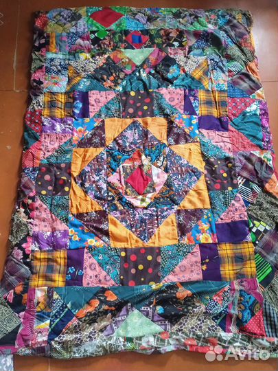 Одеяло лоскутное ручной работы