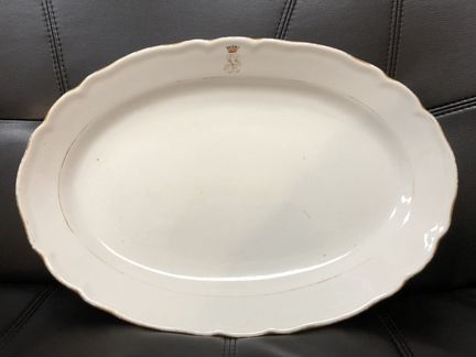 Большое блюдо Корниловых. С короной