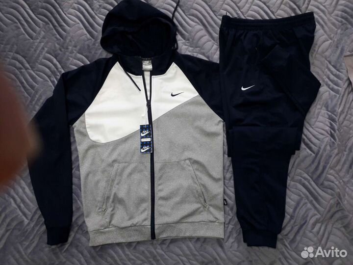 Спортивный костюм мужской новый nike