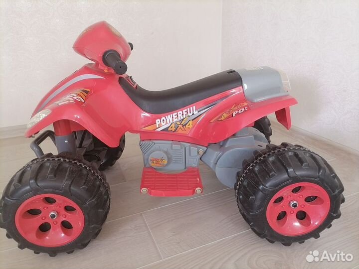 Детский квадроцикл на аккумуляторе