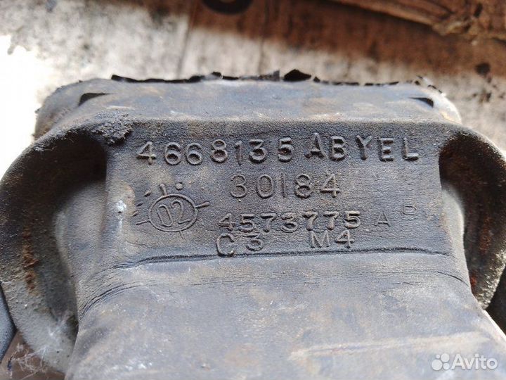 Подушка АКПП Dodge Stratus 2.4 АКПП 2002