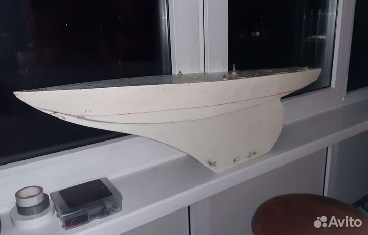 Модель парусной яхты