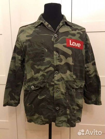 Куртка в защитных цветах