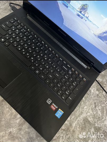Lenovo i3-4010U, 1000Гб HDD, Radeon 8550M